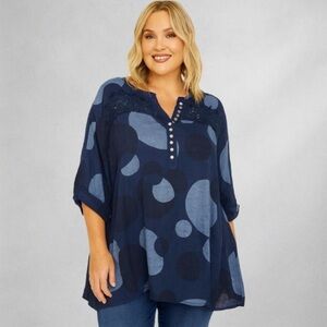 Women’s Blouse Size 3X Blue Polka Dot Lightweight Lace Sequin Detail Made Italy